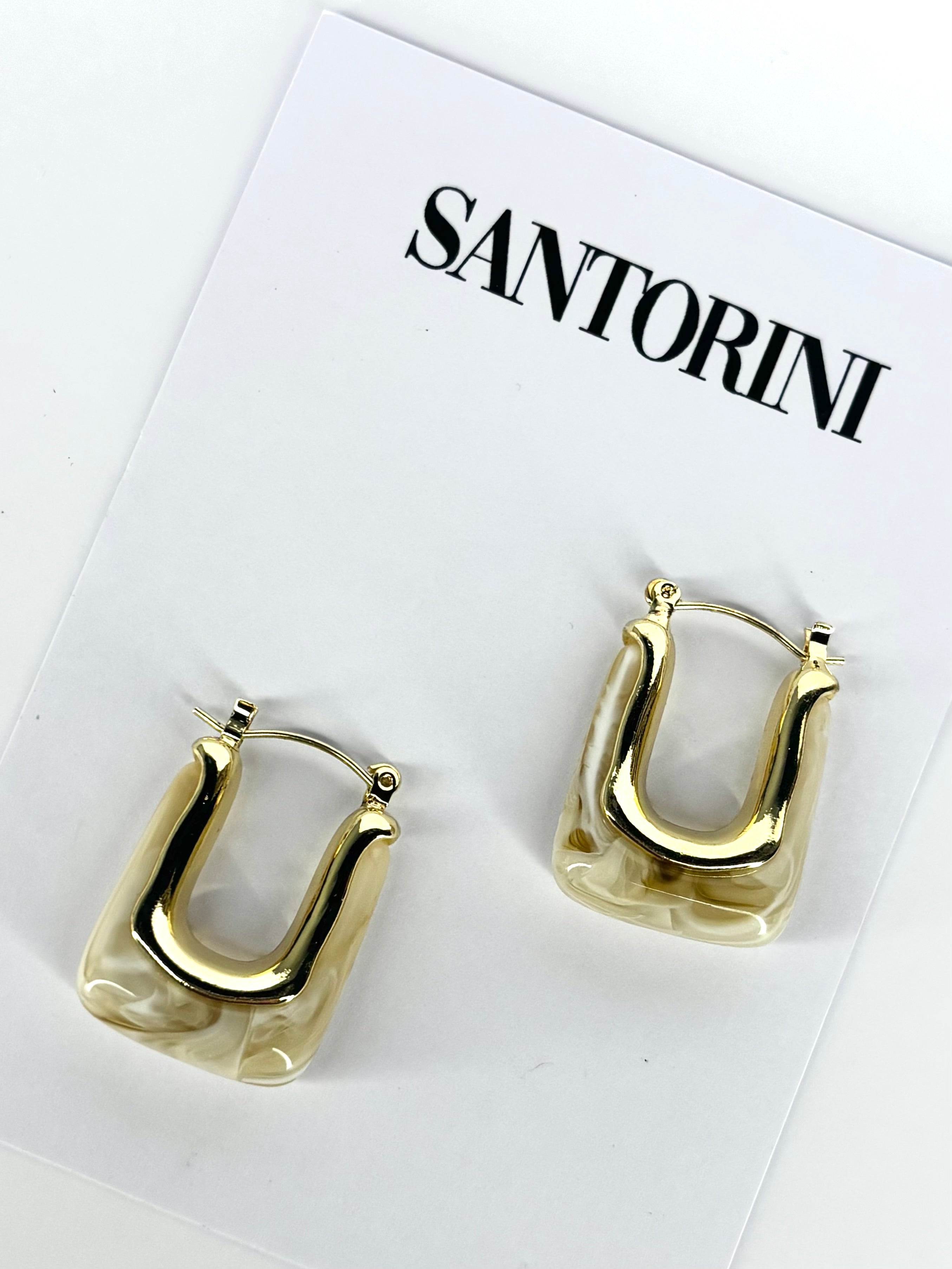 Aritos cuadrados efecto marmol blancos y beige